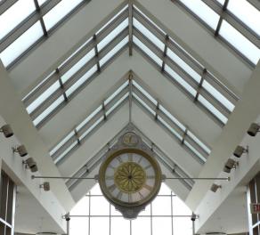 King Of Prussia Mall Clock